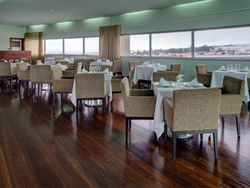 Restaurants VIP Executive Azores Hotel Ponta Delgada